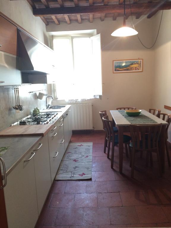 Il Giardino Apartment Лука Екстериор снимка
